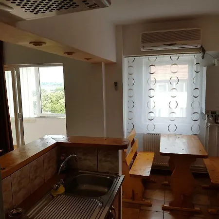 Delfinariu-constanta Apartament Konstanca